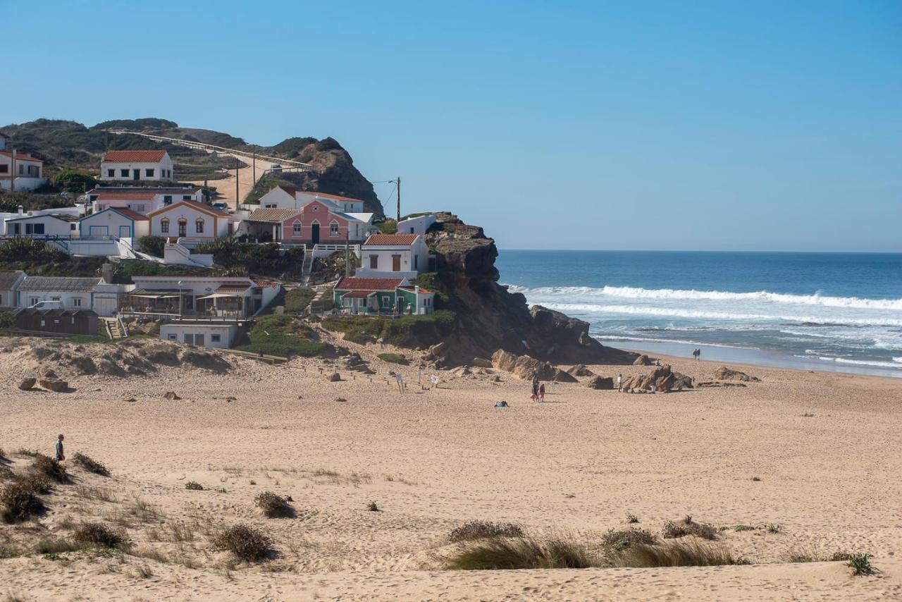 Valley House Aljezur Old Town Экстерьер фото